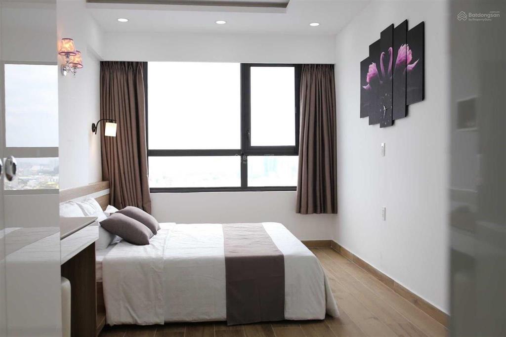 Đẳng cấp với căn hộ 3pn rộng 110m2 giá 30tr/tháng tại everrich tt q5 full nt sang trọng 0903 843 ***