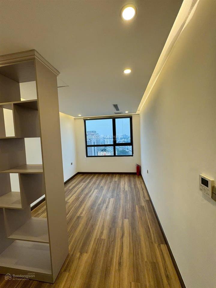 Chính chủ cần bán căn hộ cao cấp the everich 101 m2, 3pn giá 14,8 tỷ lầu cao  view trọn quận 1