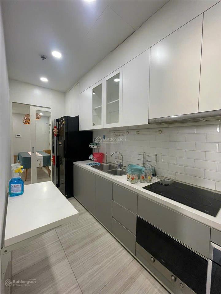 Everrich giá tốt! cho thuê ch 2pn q5 lầu cao view đẹp,nội thất cao cấp  0903 843 ***  20tr/tháng