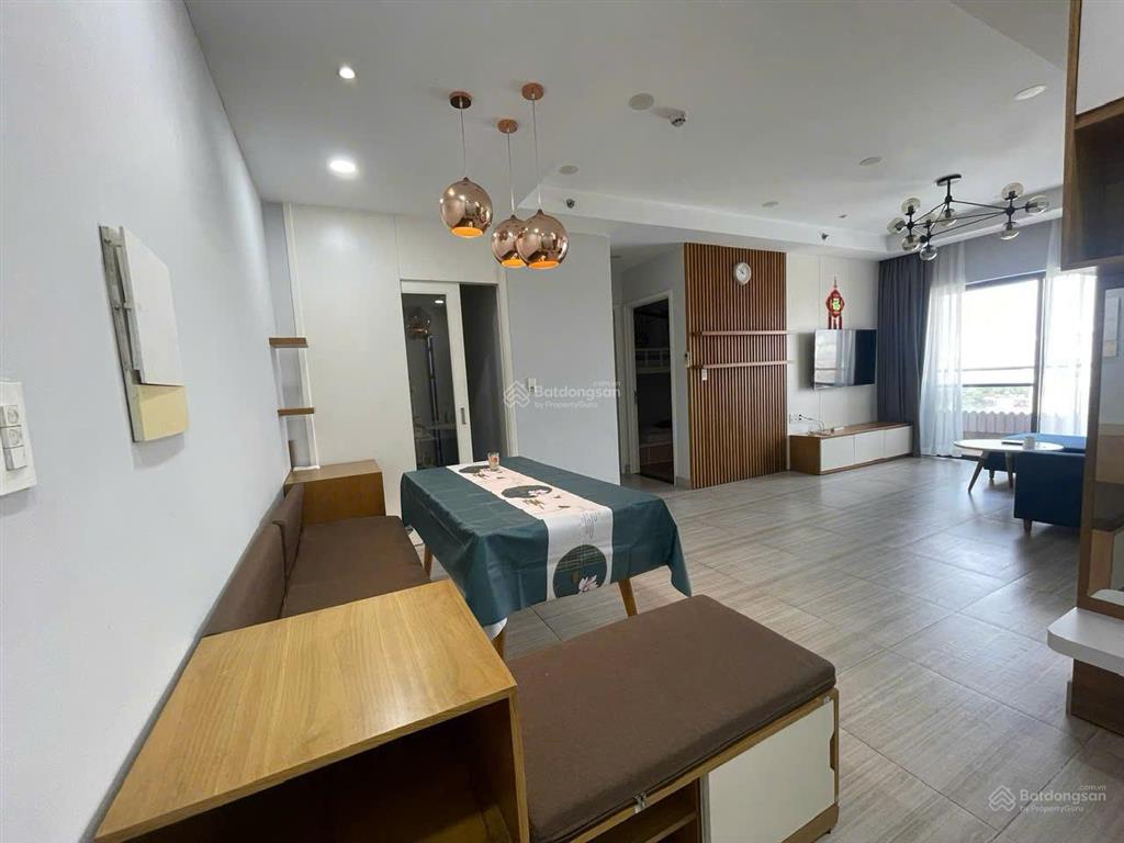Everrich giá tốt! cho thuê ch 2pn q5 lầu cao view đẹp,nội thất cao cấp  0903 843 ***  20tr/tháng