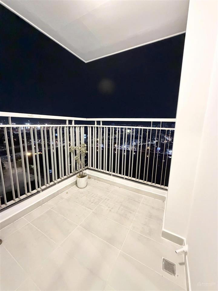 20tr! cho thuê ch 3pn riva park full nt, lầu cao view đẹp, nhà trống giao ngay   0903 843 ***