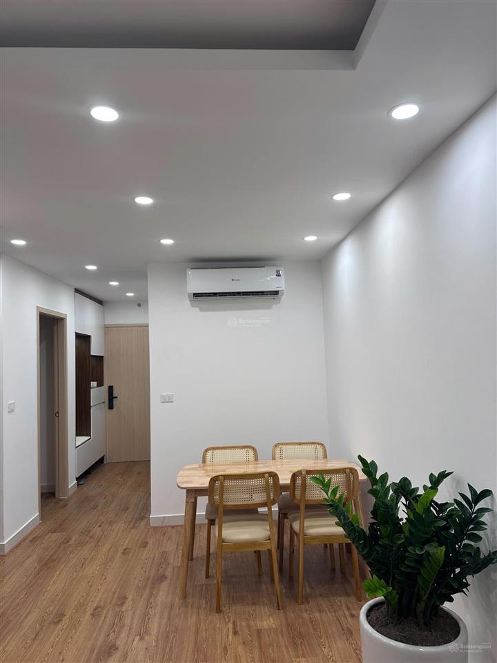 Chính chủ cần cho thuê căn 2 ngủ 2 wc tại chung cư pg aura