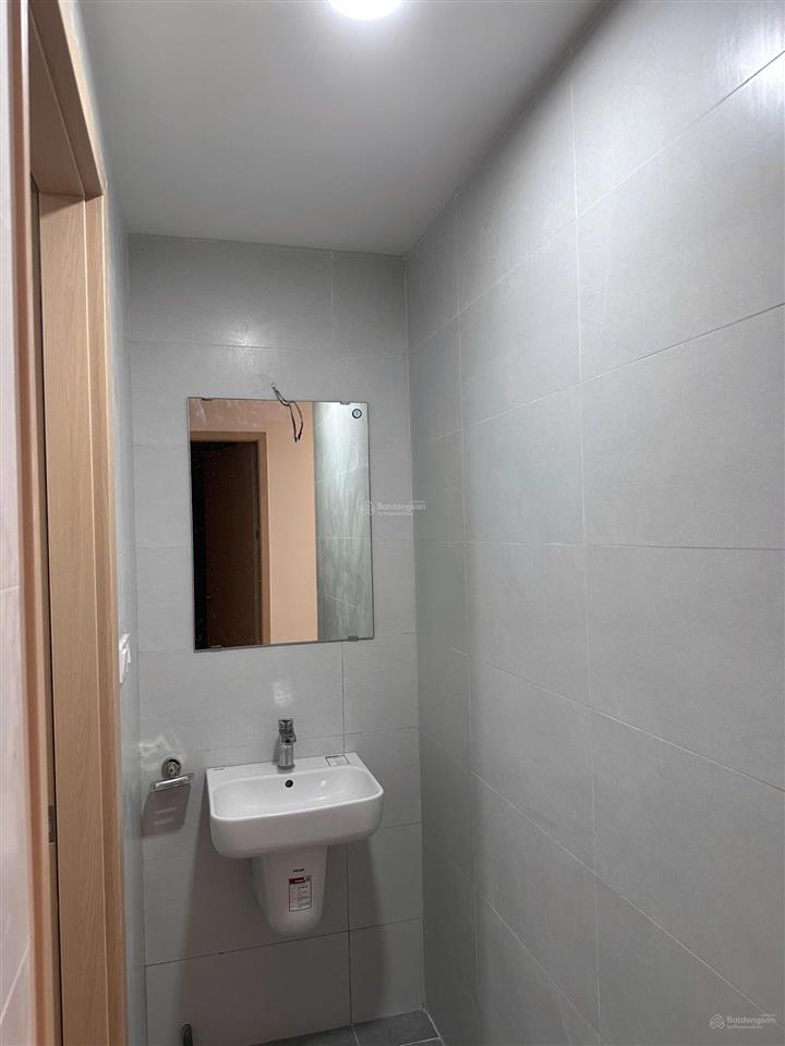 Chính chủ cần cho thuê căn 2 ngủ 2 wc tại chung cư pg aura