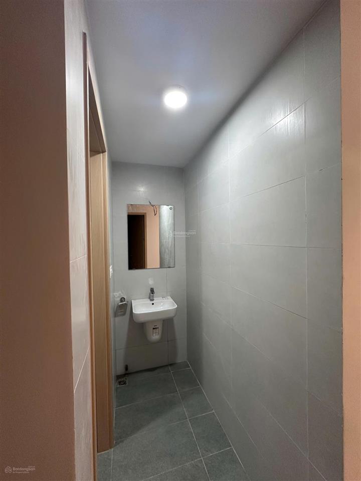 Chính chủ cần cho thuê căn 2 ngủ 2 wc tại chung cư pg aura
