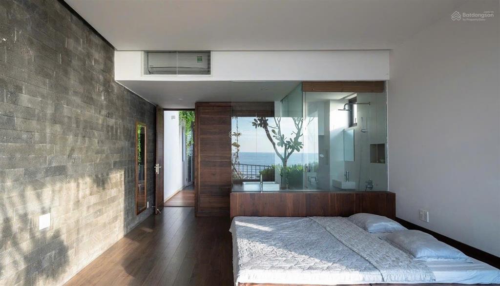 Sang nhượng gấp căn hộ view biển chỉ 5 phút là chạm biển, giá 360 triệu.