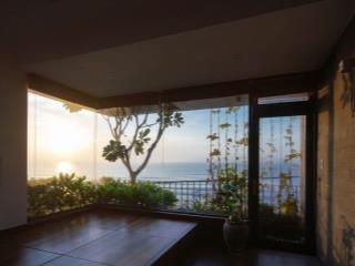 Sang nhượng gấp căn hộ view biển chỉ 5 phút là chạm biển, giá 360 triệu.