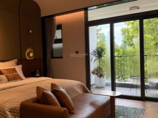 Sang nhượng gấp nhà phố 2 mặt tiền, 1 trệt 4 lầu, 150m2, cách tuyến metro và tttm 3 phút đi xe