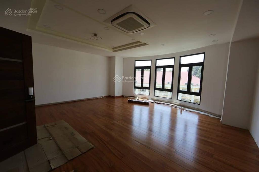 Bán nhà mặt tiền đường huỳnh thúc kháng p.bến nghé quận 1.dt4,5x18m giá 85 tỷ.