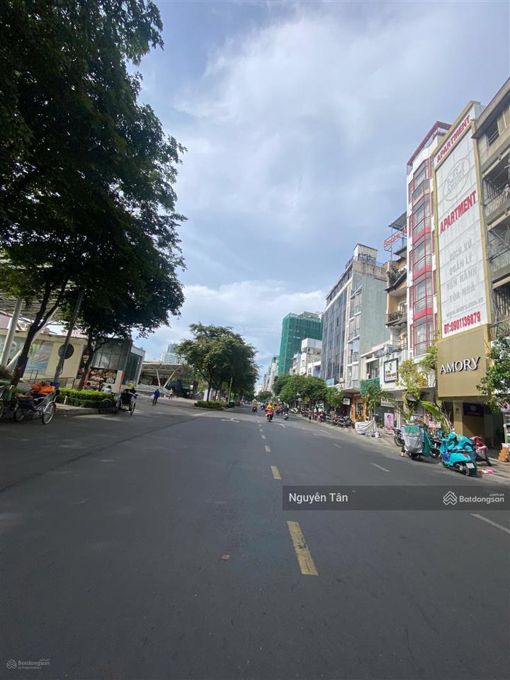 Tòa chdv cao cấp  30 phòng full nội thất  doanh thu ổn định 200 triệu giá chỉ 38 tỷ