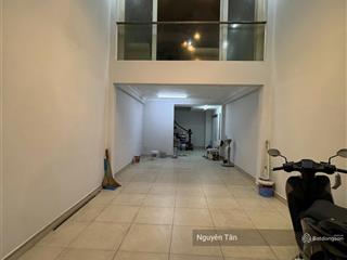 Nhà mặt tiền đường lạc long quân p5 quận 11 dt4mx13m 5 tầng