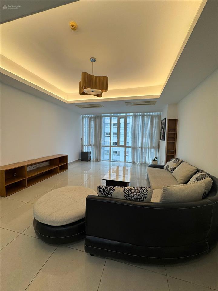 Hạ giá 9,6 tỷ bán imperia q2, 135m2, 3pn, full nội thất, sổ hồng, miễn phí 01 suất xe hơi, 2 xe máy