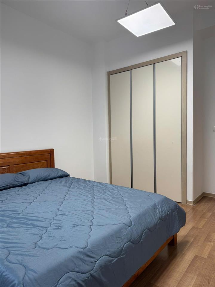 Hạ giá 9,6 tỷ bán imperia q2, 135m2, 3pn, full nội thất, sổ hồng, miễn phí 01 suất xe hơi, 2 xe máy