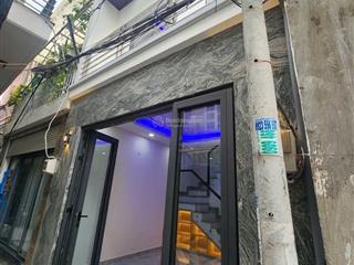 Bán nhà chính chủ 5tỷ2  nhà 1 trệt 1 lầu  2 phòng ngủ  đ huỳnh tấn phát phường tân thuận đông q7