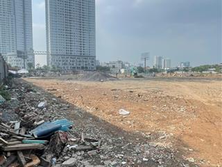 Chủ cho thuê lô đất mặt bằng 400m2  20 triệu  đường phạm hữu lầu phường phú mỹ quận 7