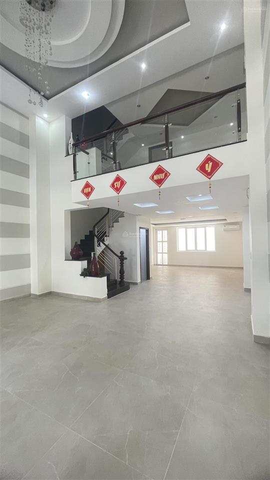 Chính chủ cho thuê nhà nguyên căn 4 tầng giá 55 triệu  khu phú mỹ hưng tân phong, quận 7