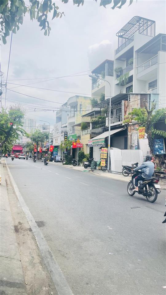 Nhà chính chủ cho thuê căn nhà 350m2  nhà mặt tiền đường lâm văn bền  phường tân quy quận 7.