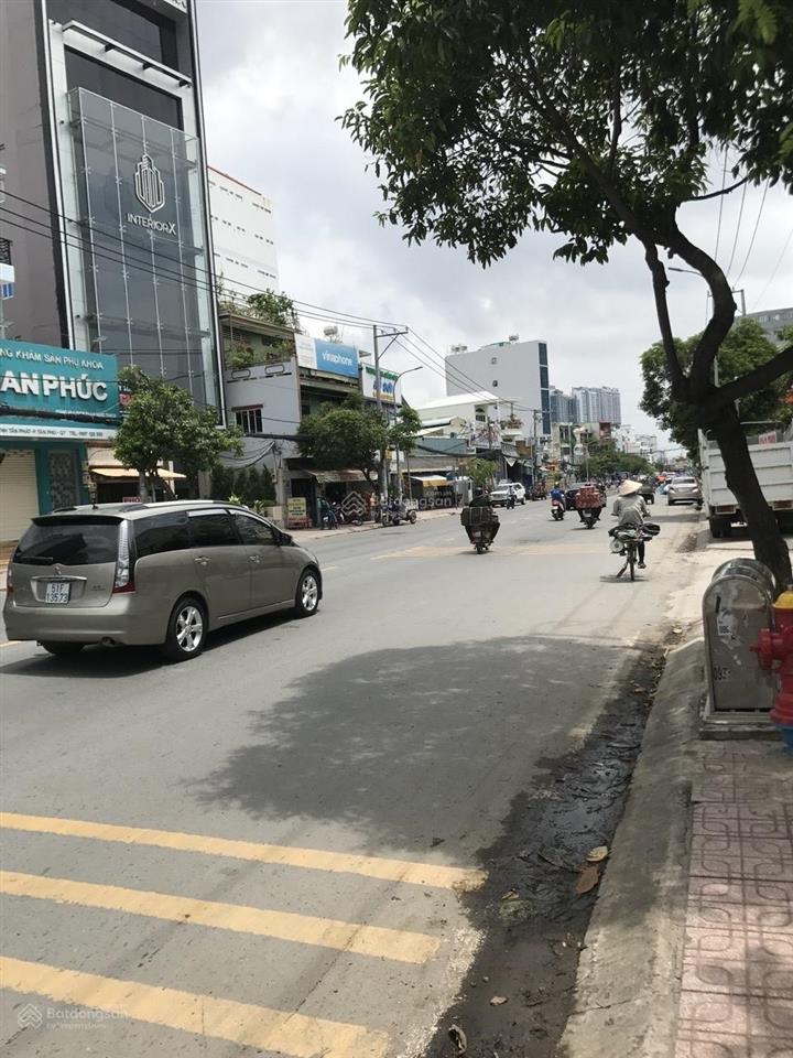 Nhà chính chủ cho thuê căn nhà 350m2  nhà mặt tiền đường lâm văn bền  phường tân quy quận 7.