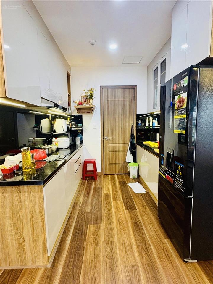 Chính chủ cần bán chung cư vstar  căn hộ 117m2  5 tỷ 550  đường phú thuận p phú thuận q7.