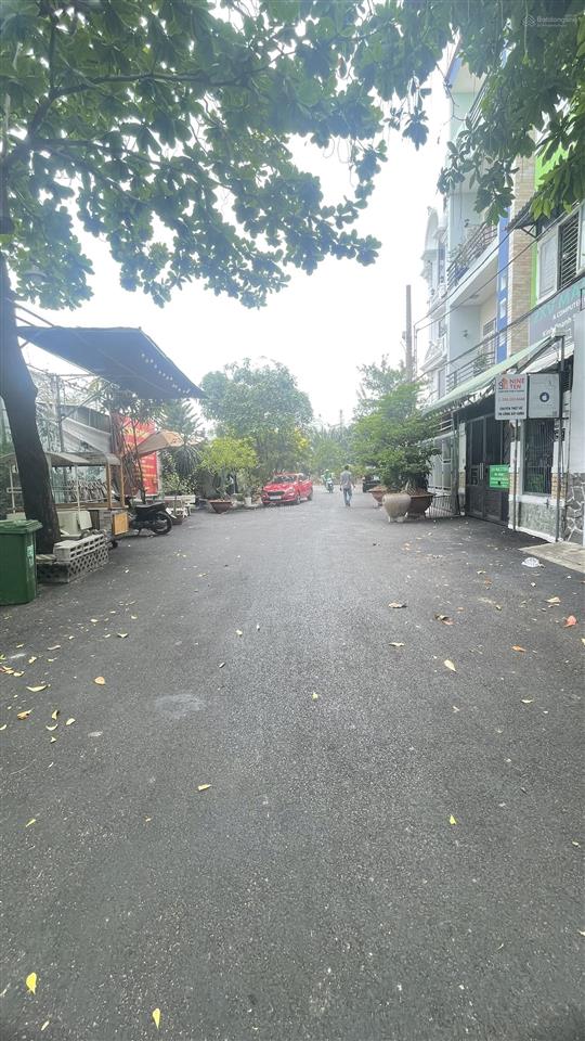 Chính chủ bán lô đất 1300m2  mặt tiền đường số lê văn lương p. tân phong quận 7