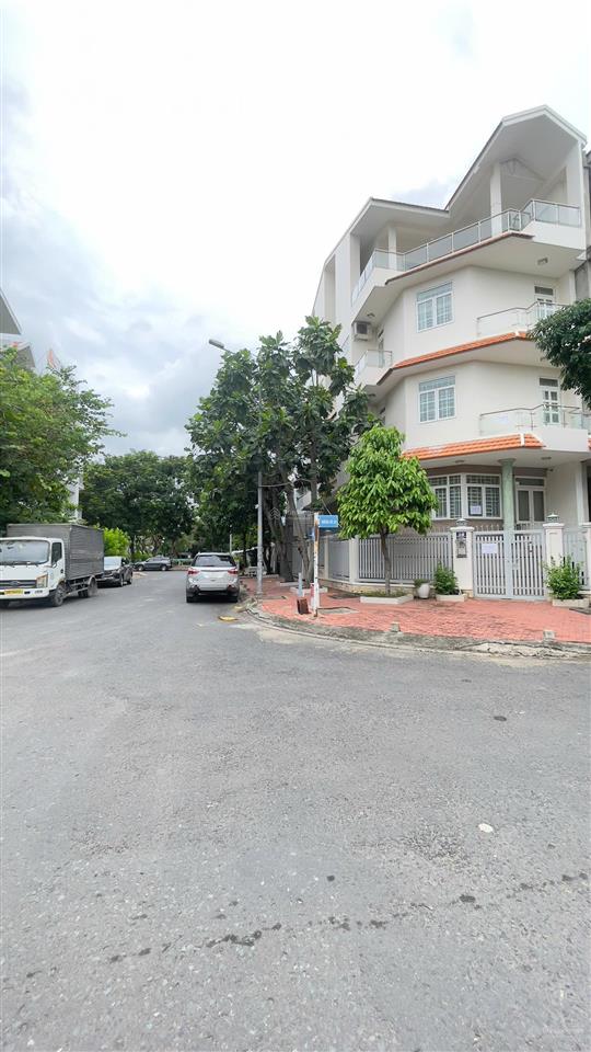 Cho thuê nhà mặt tiền đẹp vị trí vàng kinh doanh cực đỉnh. nhà 2 mặt tiền đường số 3 tân hưng q7