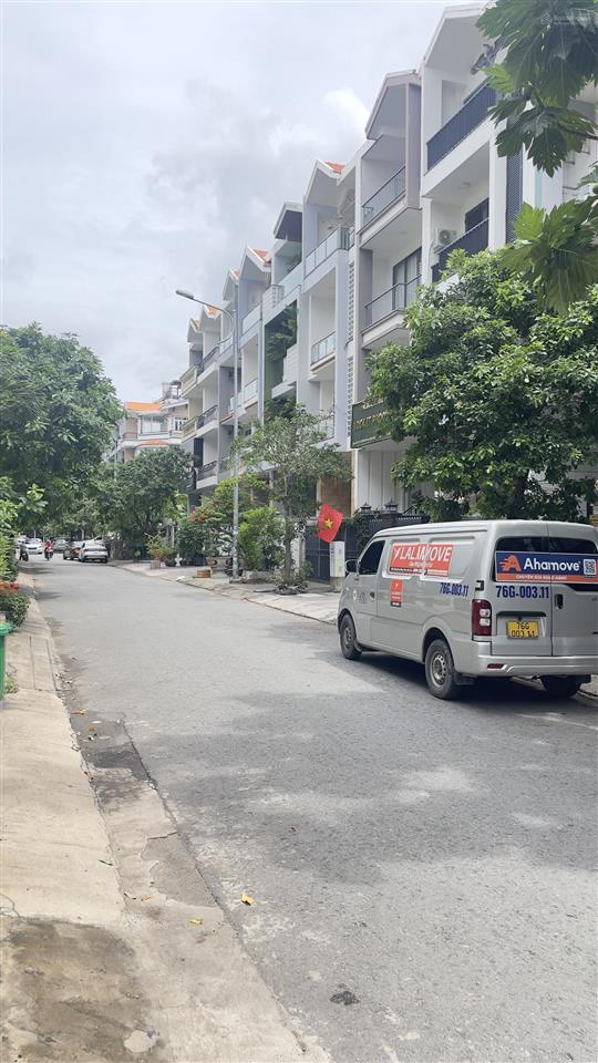 Cho thuê nhà mặt tiền vị trí đắc địa, giao thông thuận tiện đường số 14 phường tân hưng q7