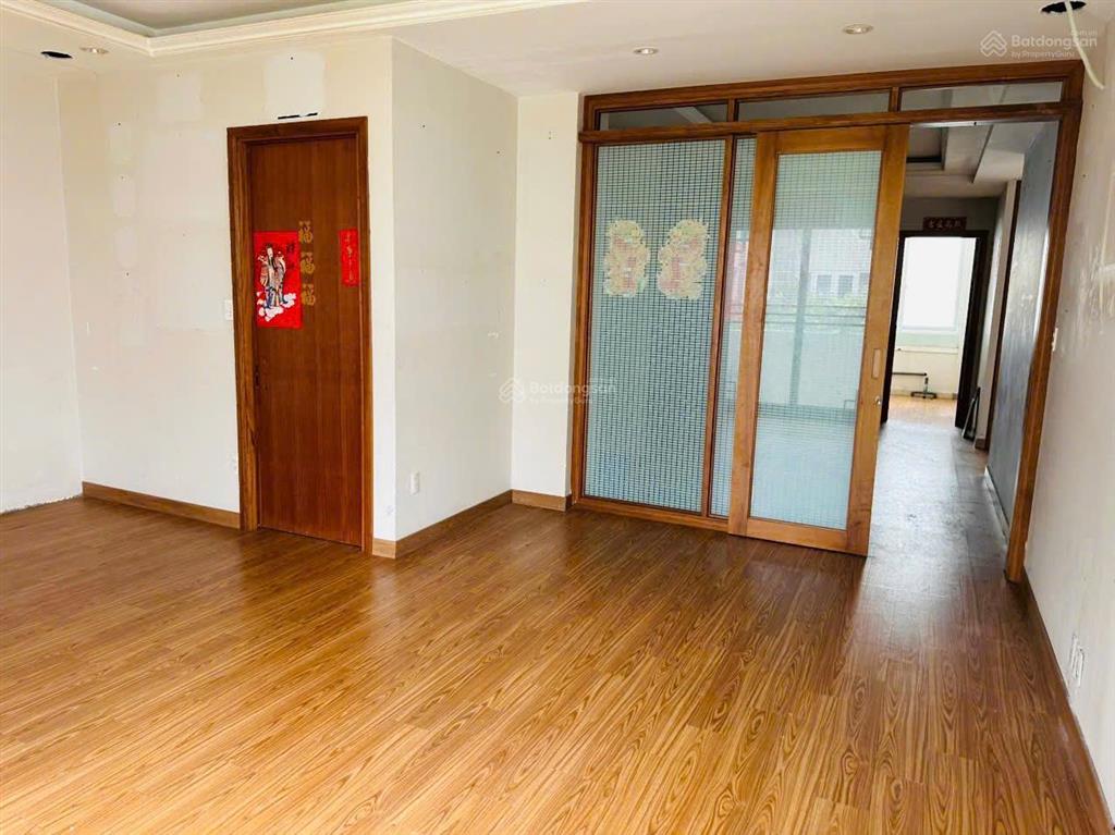 Chính chủ cho thuê nhà mặt tiền quận 7 vị trí đẹp, kinh doanh cực tốt! đường hoàng trọng mậu.