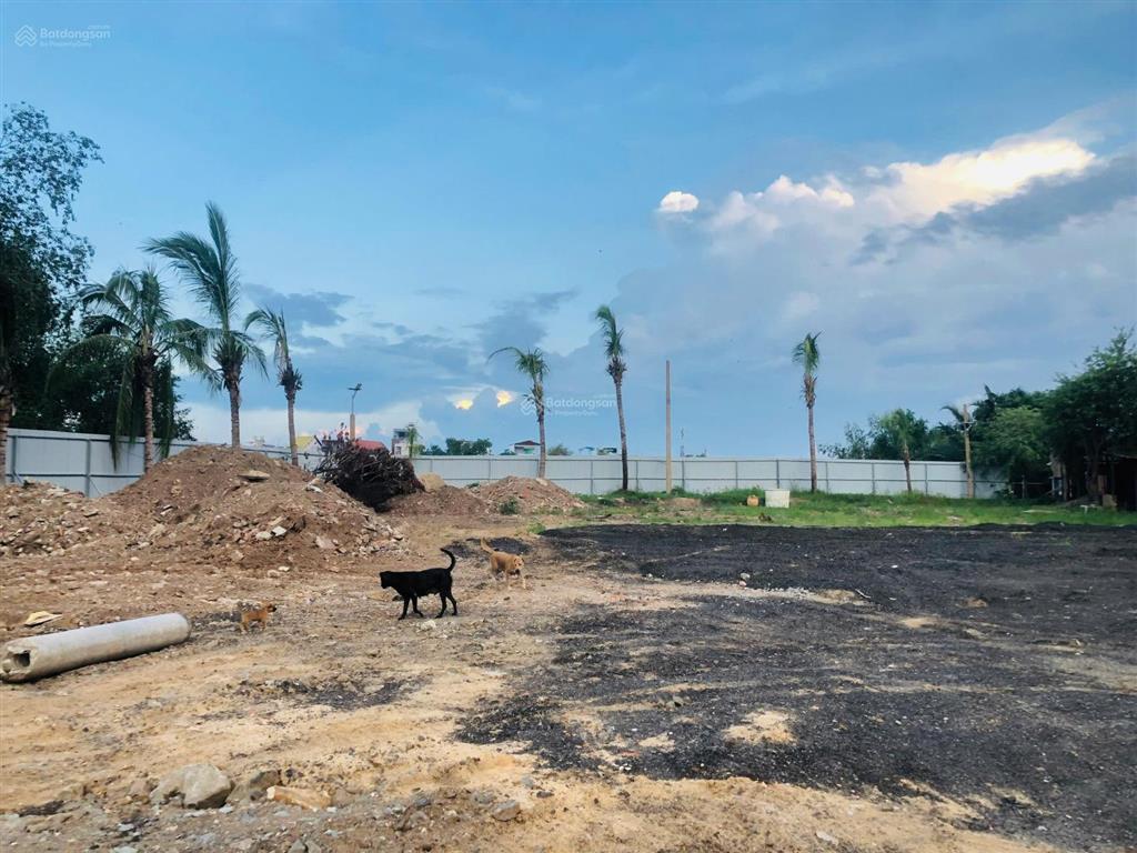 Chính chủ cho thuê lô đất mặt bằng quận 7, vị trí đắc địa  giá hấp dẫn đường nguyễn thị thập q7