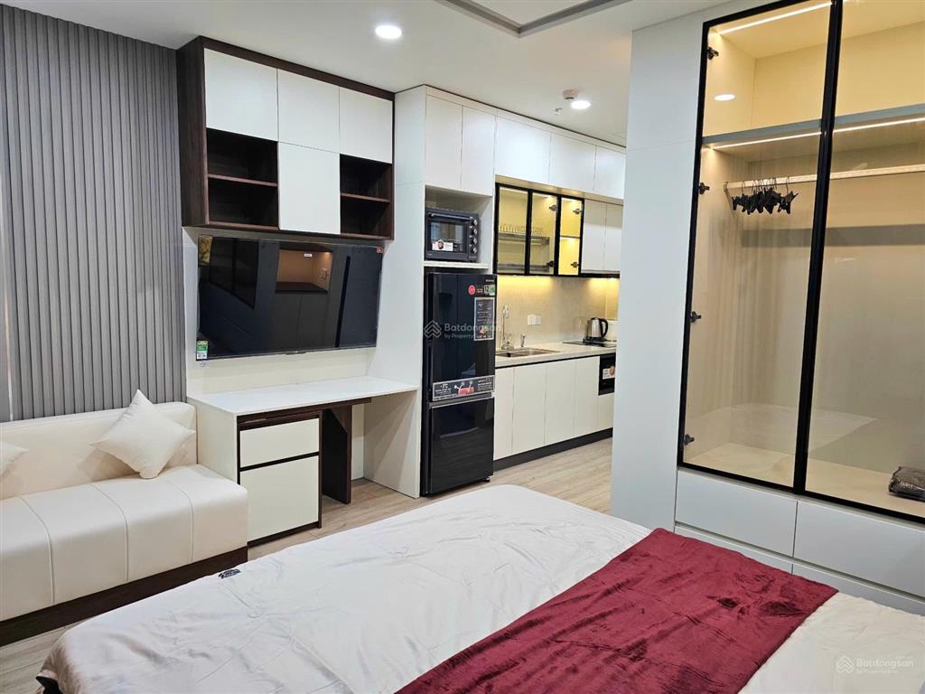 Chính chủ cho thuê căn hộ panoma 1 tầng 16. giá 16tr/tháng. xem pháo hoa diff tầng 18. nội thất xịn
