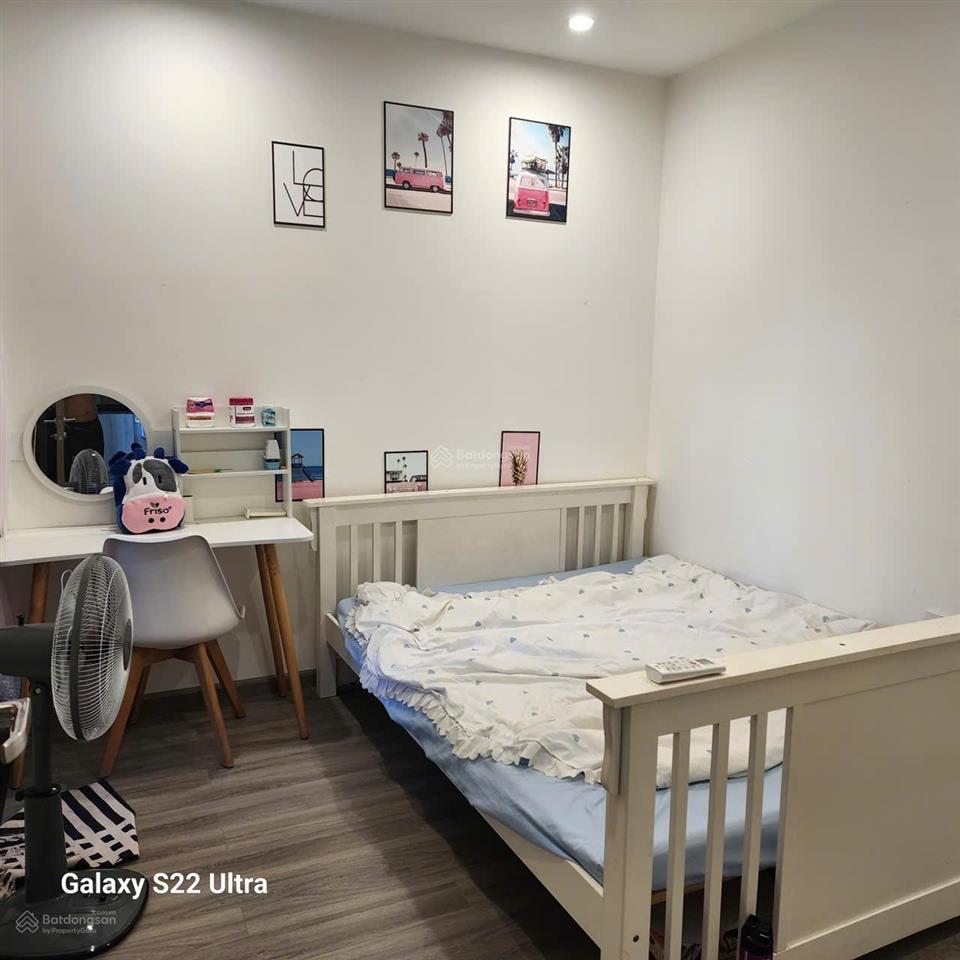 Căn 2pn full nội thất cao cấp, gần vincom, the beverly solari, view thoáng, tone trắng sáng nhà