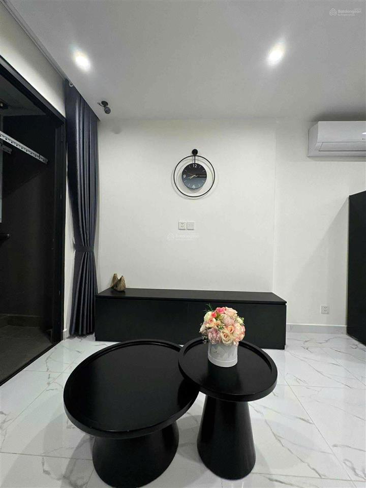 Nổi bật cho thuê căn 2pn+ 69m2 căn góc full nội thất gỗ cao cấp the origami vinhomes grand park