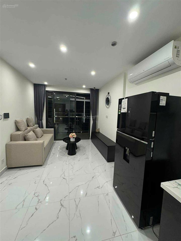 Nổi bật cho thuê căn 2pn+ 69m2 căn góc full nội thất gỗ cao cấp the origami vinhomes grand park