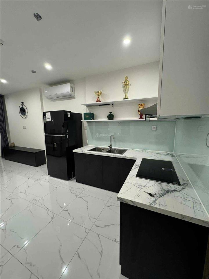 Nổi bật cho thuê căn 2pn+ 69m2 căn góc full nội thất gỗ cao cấp the origami vinhomes grand park