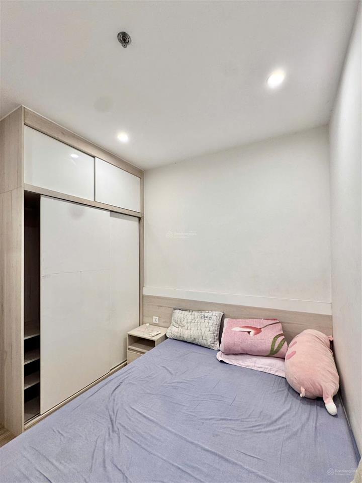 Căn 2pn full nội thất cao cấp nhà để ở ngay s5.03 sảnh chính rainbow vinhomes grand park