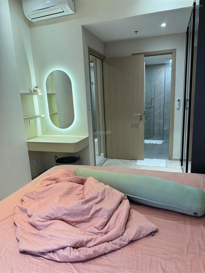Twobedroom apartment for rent, equipped with dishwasher and oven, petfriendly masteri lumiere
