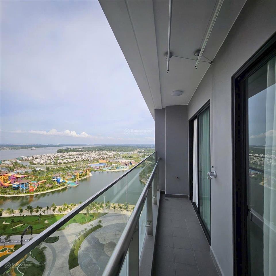 Cho thuê 2pn full nội thất luxury 18tr trực diện công viên và sông đồng nai tại opus one