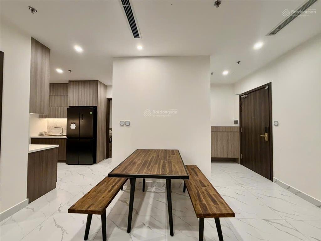 Cho thuê căn hộ 3pn full nt mới 100%, đẹp xịn the opus one, nhà mới bàn giao giá tốt