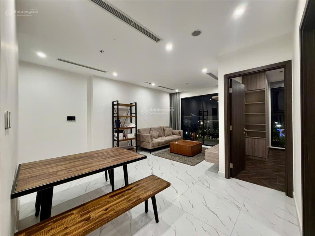 Cho thuê căn hộ 3pn full nt mới 100%, đẹp xịn the opus one, nhà mới bàn giao giá tốt