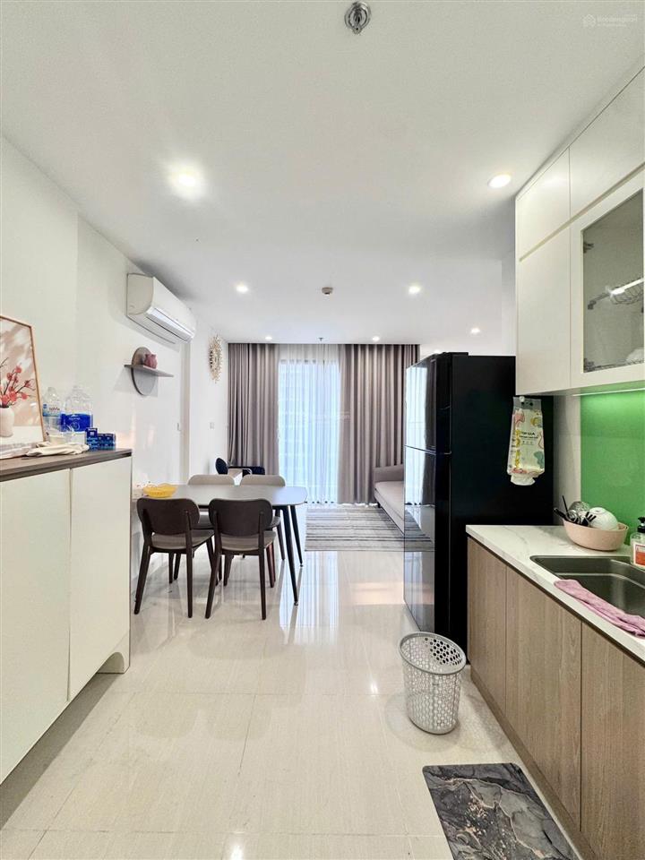 Căn góc 2pn 69m2 ban công đông nam mát nhà, nội thất cao cấp rainbow vinhomes grand park