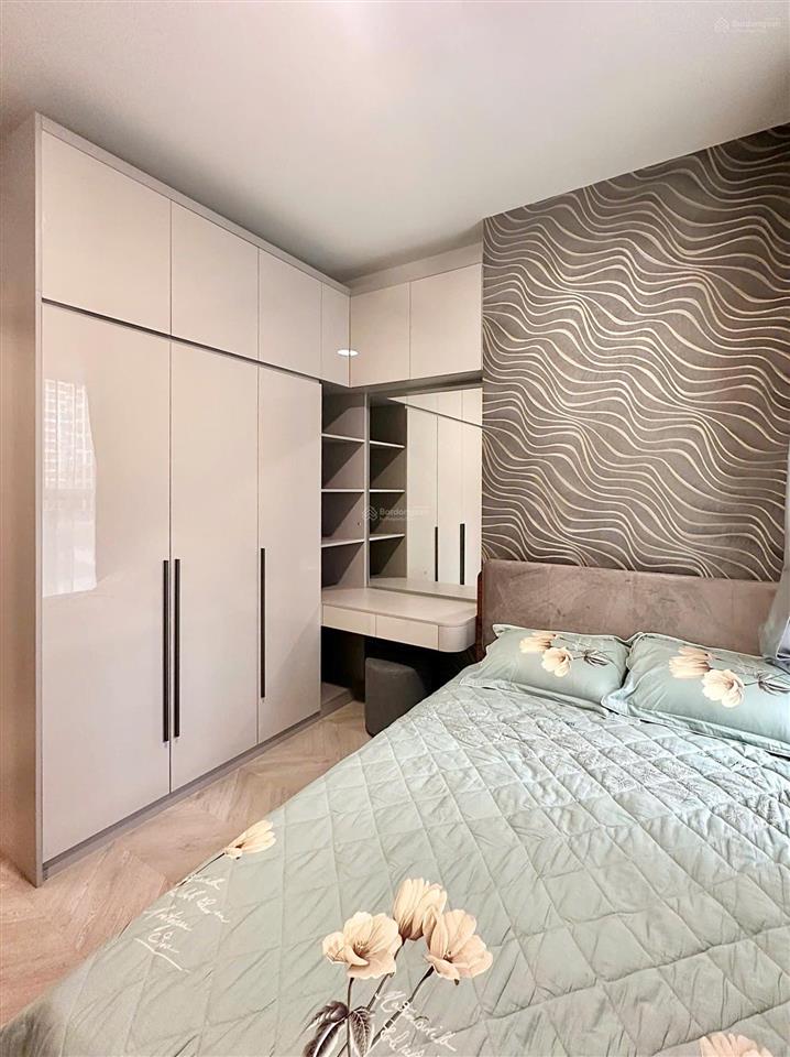 Bán ch 1pn + 54m2 view nội khu, hồ bơi lumiere boulevard giá chỉ 3,2 tỷ sổ hồng