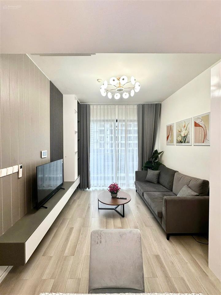Bán ch 1pn + 54m2 view nội khu, hồ bơi lumiere boulevard giá chỉ 3,2 tỷ sổ hồng
