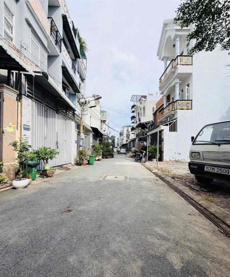 🏡 Nhà 1 trệt 2 lầu, hẻm 6m xe hơi quay đầu, 3PN - Thới An Q12 - Chỉ 5.