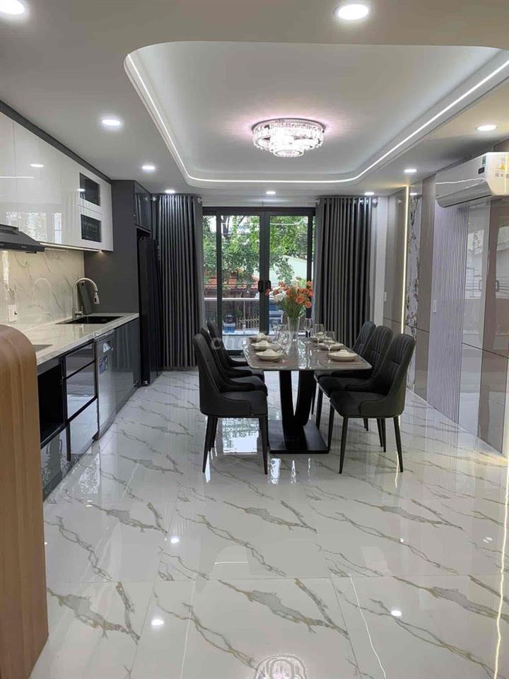 nhà mới xây cần bán