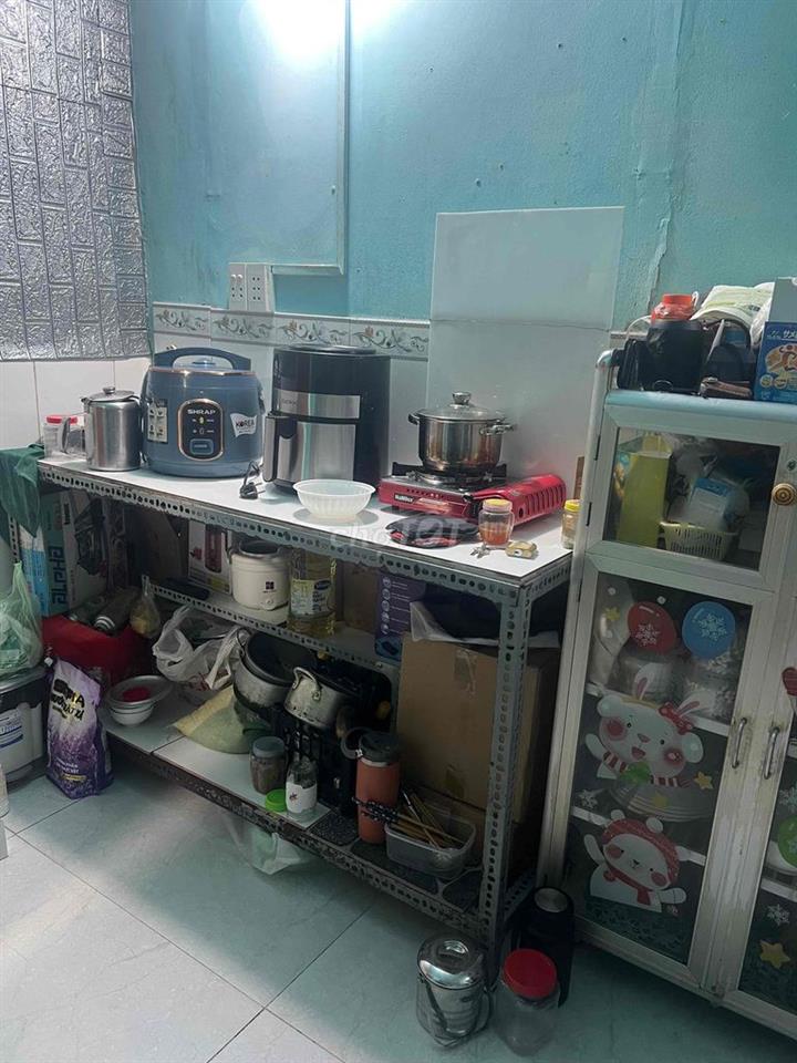 Bán nhà Q12 - giáp Gò Vấp. Nhà gần trường học các cấp, gần chợ.