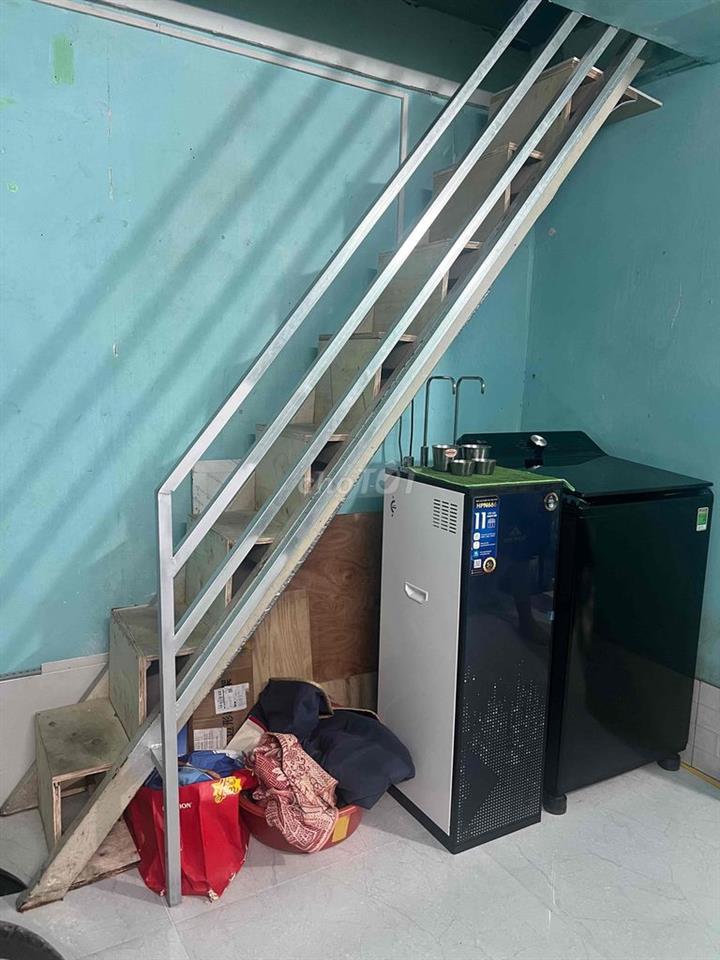 Bán nhà Q12 - giáp Gò Vấp. Nhà gần trường học các cấp, gần chợ.