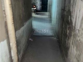 Bán nhà Q12 - giáp Gò Vấp. Nhà gần trường học các cấp, gần chợ.