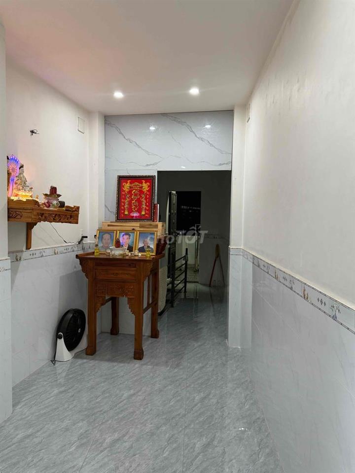 Bán nhà đường Trần Thị Năm | 1 trệt 3 lầu | 4 PN 5 Toilet