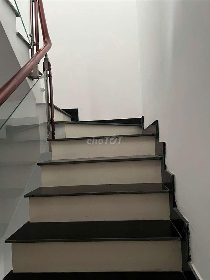 BÁN NHÀ THẠNH XUÂN 25. HẺM XE HƠI