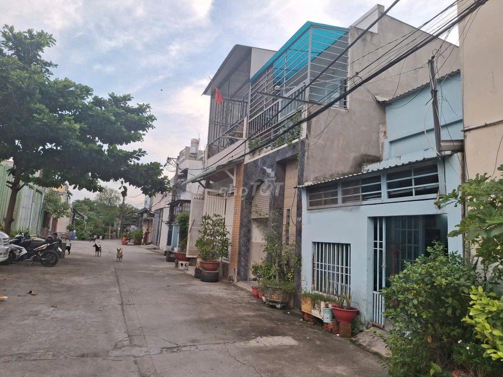 2,85 TỶ - CC KHÔNG QUA TRUNG GIAN CẦN TIỀN BÁN GẤP