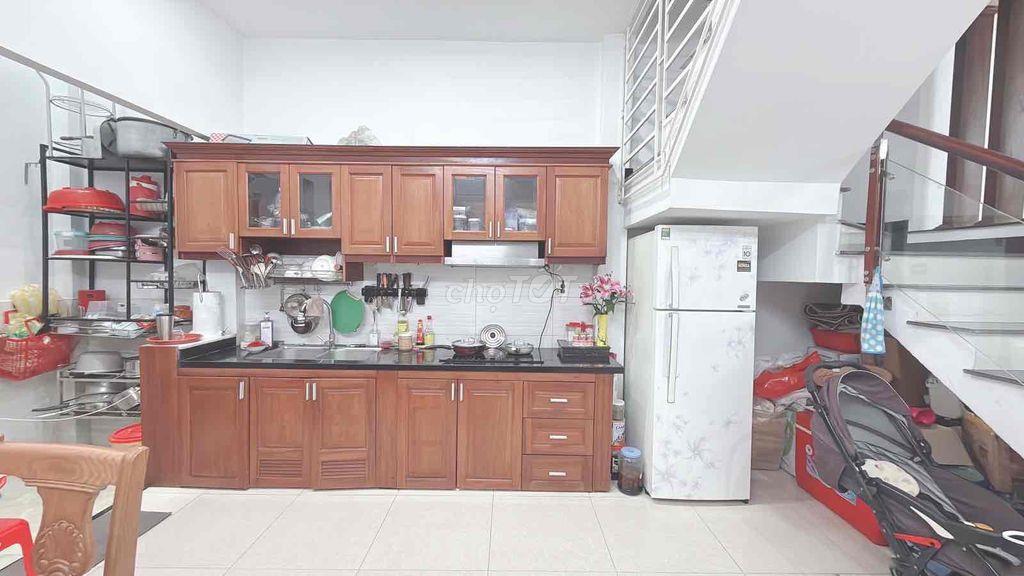 GIẢM MẠNH NHÀ HXH - 3 Tầng - 4x14m - 3PN, 4WC - Thạnh Xuân 25 - Q12