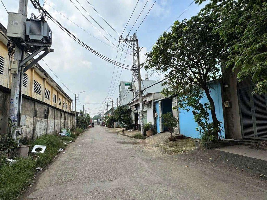 CC bán gấp nhà 4 lầu  1/ Hương Lộ 2 Bình tân